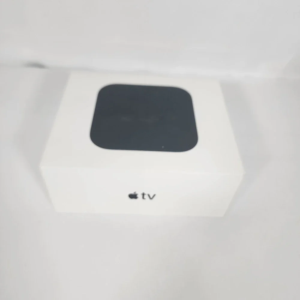 Apple TV HD 32GB A1625 MR912LL/A w/Siri Remote Box HDMI Cable Tested Works